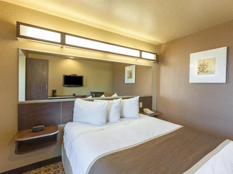 Microtel Inn & Suites By Wyndham Searcy Eksteriør bilde